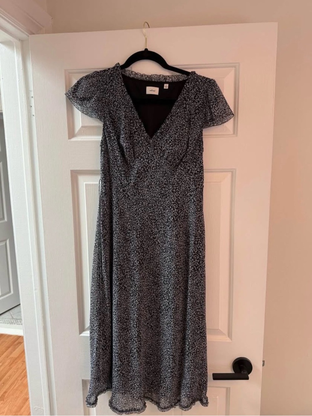 Aritzia Black and White Floral V-Neck Midi Dress